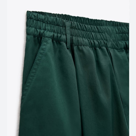 🦕 Zara Bermuda Shorts 🦕 - Picture 4 of 10